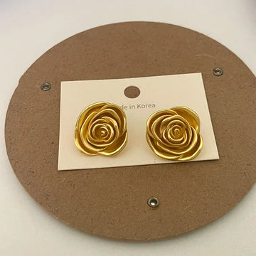 DAIIIBABYYY  -  Gold Color Rose Stud Earrings Women Personality Flowers Earrings Girl Travel Party Jewelry Accessories